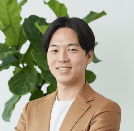 代表取締役 梶原英生